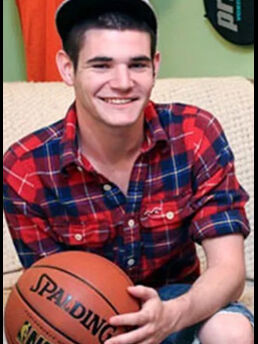 Pauly Pomano