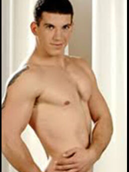 Wade Holder