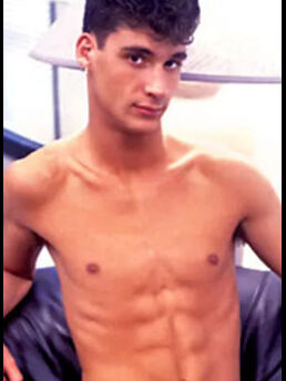 Derrick Daniels