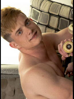 Xander Lux