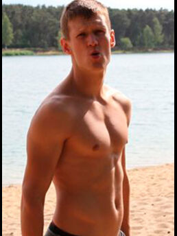 Rickyy