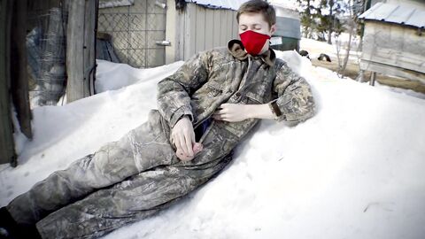 Redneck Country Boy Plays With His Cock Outdoors at the Farm and Shoots His Load On the Snow