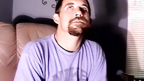 Hardcore masturbation with older dude with hairy chest