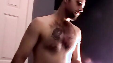 Hardcore masturbation with older dude with hairy chest