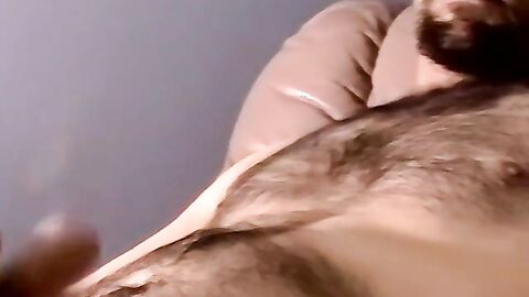Hardcore masturbation with older dude with hairy chest