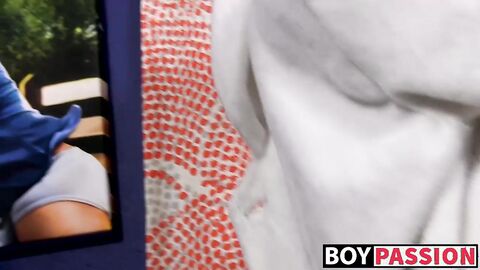 Twink Benjamin Riley solo fucks dildo in pyjamas and cumshot