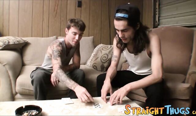 Straight guys Devin Reynolds and Blinx show their dicks in a horny jerking session