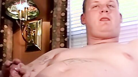 Mature gay sucks a fat guys cock while he was masturbating