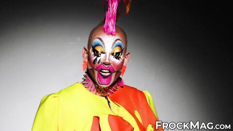 Kinky cake eating and kissing compilation with kinky clowns Jarry the Clown and Sandy