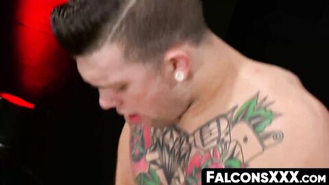 FalconsXXX.com - Beautiful hunk with a big dick hammers a dude's ass in a wild ride