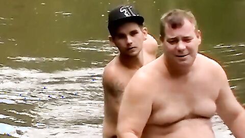 Mature homosexual helps out a young amateur cum blast
