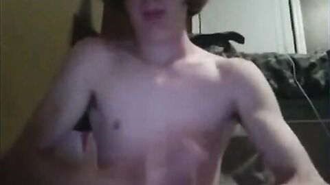 Amateur Twink Masturbating on Webcam