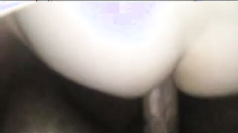 Bareback Big Cock Fucks Beyaz Gotlu