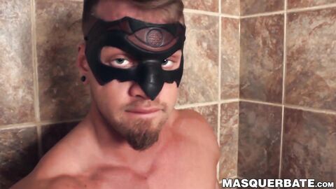 Muscular hunk shows off chiseled physique and masturbates