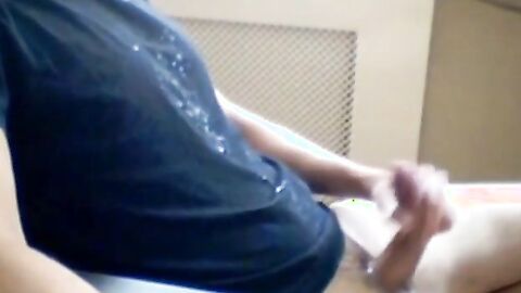 Pissing Cum Like a Pro