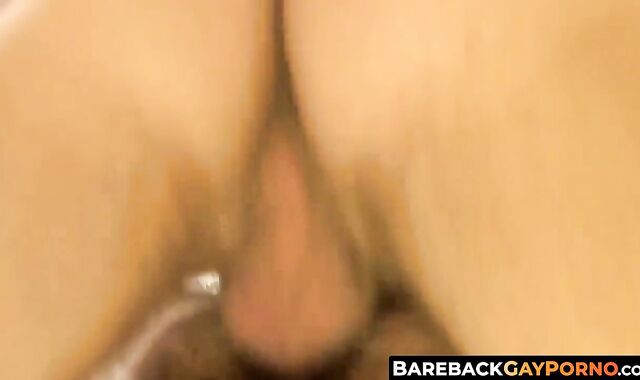 BarebackGayPorno.com - Sporty amateurs CK Steel and Kenneth Blake engage in a relentl