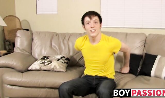 Solo masturbation and cumming with twink Jesse Jordan