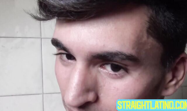 Slender gay Ross stuffed his mouth with an enormous cock for cash