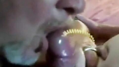 Amateur Bear Daddy Sucks Small Cock
