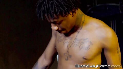 Black jock Dreezy Long is up to no good again as he seduces his bicurious friend Per