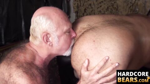 HardcoreBears.com - Young cub Lanz Adams bangs intensely with mature bear Chuck Colli