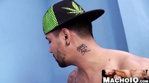 MachoIO.com - Handsome twinks have a steamy fuck session on the bed