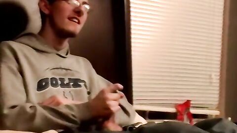 Two amateur freaks jerk off together in a cheap motel room