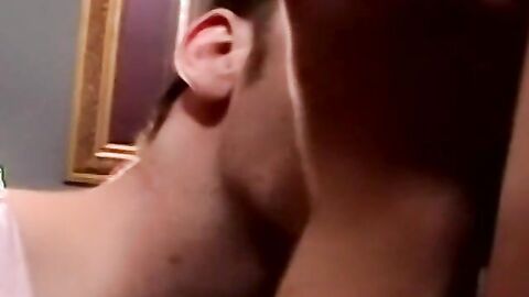 Gay amateurs in threeway jack off while cocks are sucked