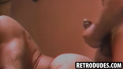 RetroDudes.com - Stunners Cole Carpenter and Michael Ram enjoy sixty-nine before miss
