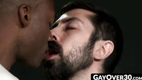 GayOver30.com - Sweaty interracial sex scene with Osiris Blade and Geoff
