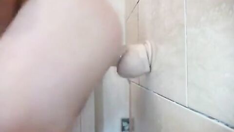 Quickie Against the Wall: Amateur Crossdresser Fun with a Sex Toy