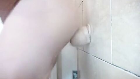 Quickie Against the Wall: Amateur Crossdresser Fun with a Sex Toy