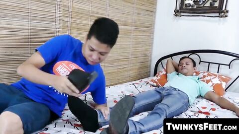 TwinkysFeet.com - Asian twinkie sucks little toes before riding big dick and shooting