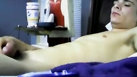 JoeSchmoeXXX.com - Hot hunk Gage Winchester loves jacking off his enormous dick