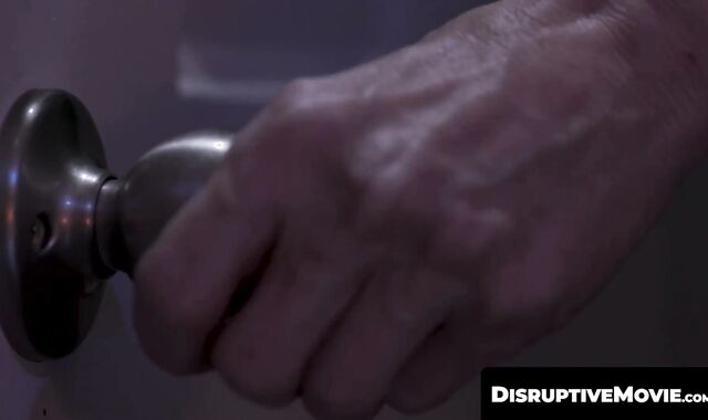 DisruptiveMovie.com - Hot Michael Del Ray fucks muscular daddy Ricky Larkin's eager a
