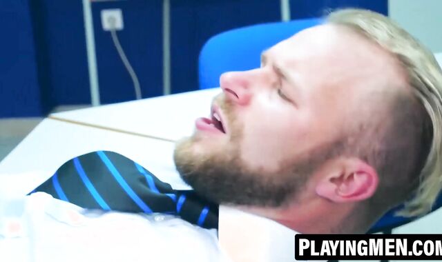 PlayingMen.com - Malek Tobias ass drilled and moaned from hunk Viktor Rom