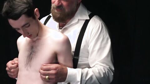 Jaden Dreams' groans in a dildo session with bearded Felix Kamp