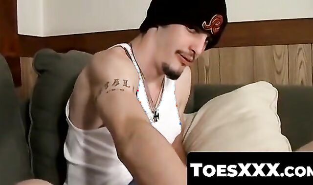 ToesXXX.com - Skinny dude's leg massage and cum release