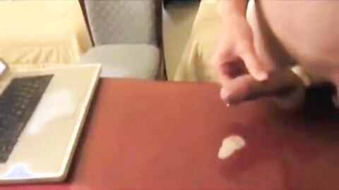 Unlimited Cum Supply for This Horny Amateur Man!