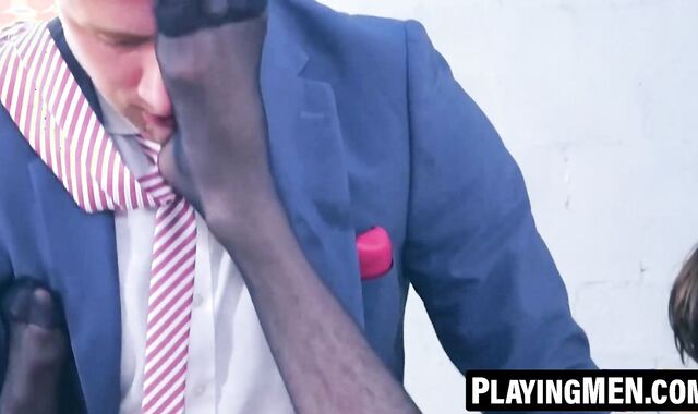 PlayingMen.com - Damon Heart drills new assistant Franky Fox's wet hole