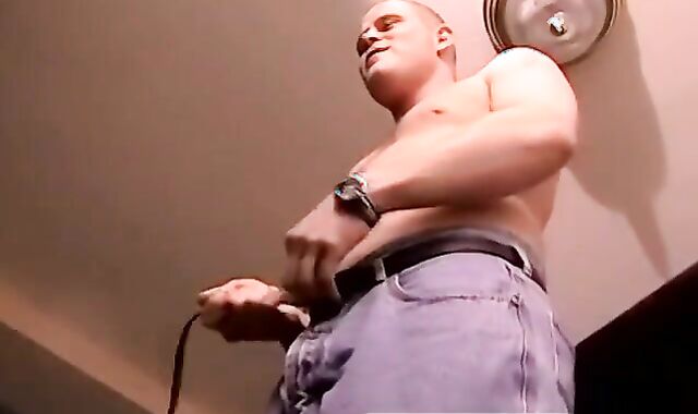 JoeSchmoeXXX.com - Horny amateur dude Keith delivers a huge load of hot jizz