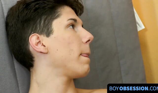 BoyObsession.com - Braden Klien's big purple dildo ass workout session