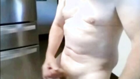 Amateur Daddy Wanks Solo