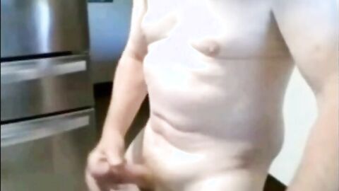 Amateur Daddy Wanks Solo