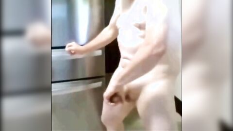 Amateur Daddy Wanks Solo