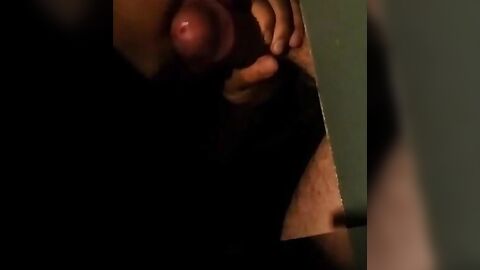Understall Cruising: Suck and Cum