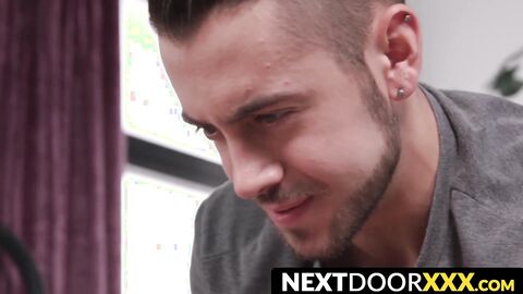 NextDoorXXX.com - Young hunk sucked off before taking a bareback ride with a handsome