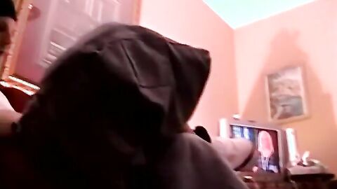 JoeSchmoeXXX.com - Walter gets nice head from Jason after cock shaving