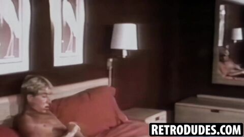 RetroDudes.com - Megahung Nick Jarett enjoys dick sucking from two horny dudes cravin