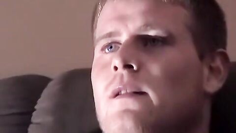 JoeSchmoeXXX.com - Gorgeous twink Keith gets a nice head from a sexy Jason